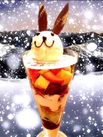 ニコラシャールうさぎパフェ_0