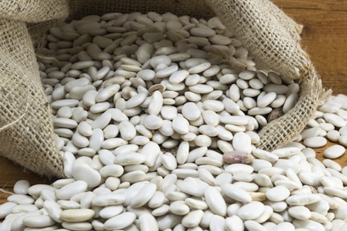 bm_natural-white-beans-in-a-bag_96194197-1030x685
