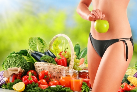 25073663 - dieting balanced diet based on raw organic vegetables