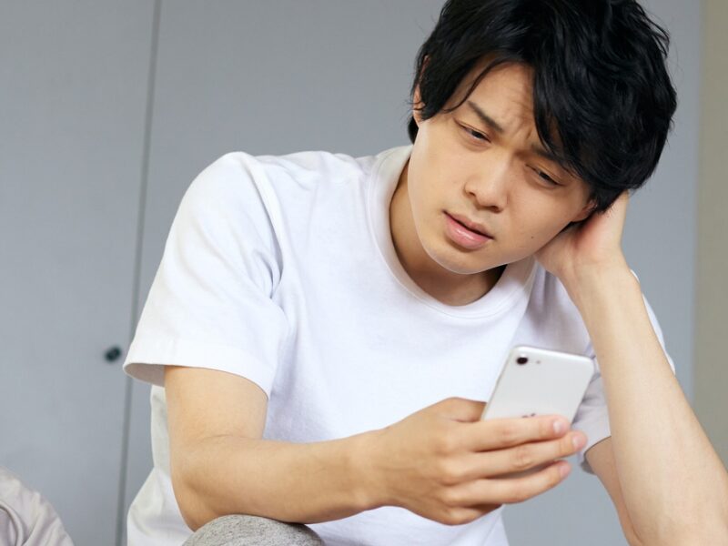 「返信だっっる！！！」一瞬で男性に嫌われるLINE
