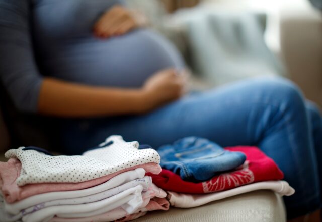 つわりで苦しむ妻に「妊婦は病人じゃない」追い打ちをかける夫。ついに「うっ…苦しい…」妻の身体に“異変”が起きた話
