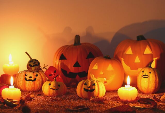 ハロウィン当日、人混みの中に彼の姿が。ジッと目を凝らした直後⇒あり得ない“仮装”に足が動かない！？